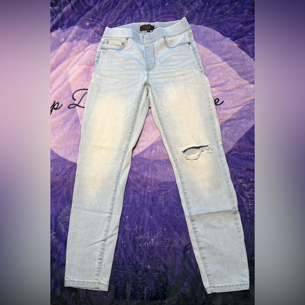 RACHEL Rachel Roy Light Wash Skinny Jeans